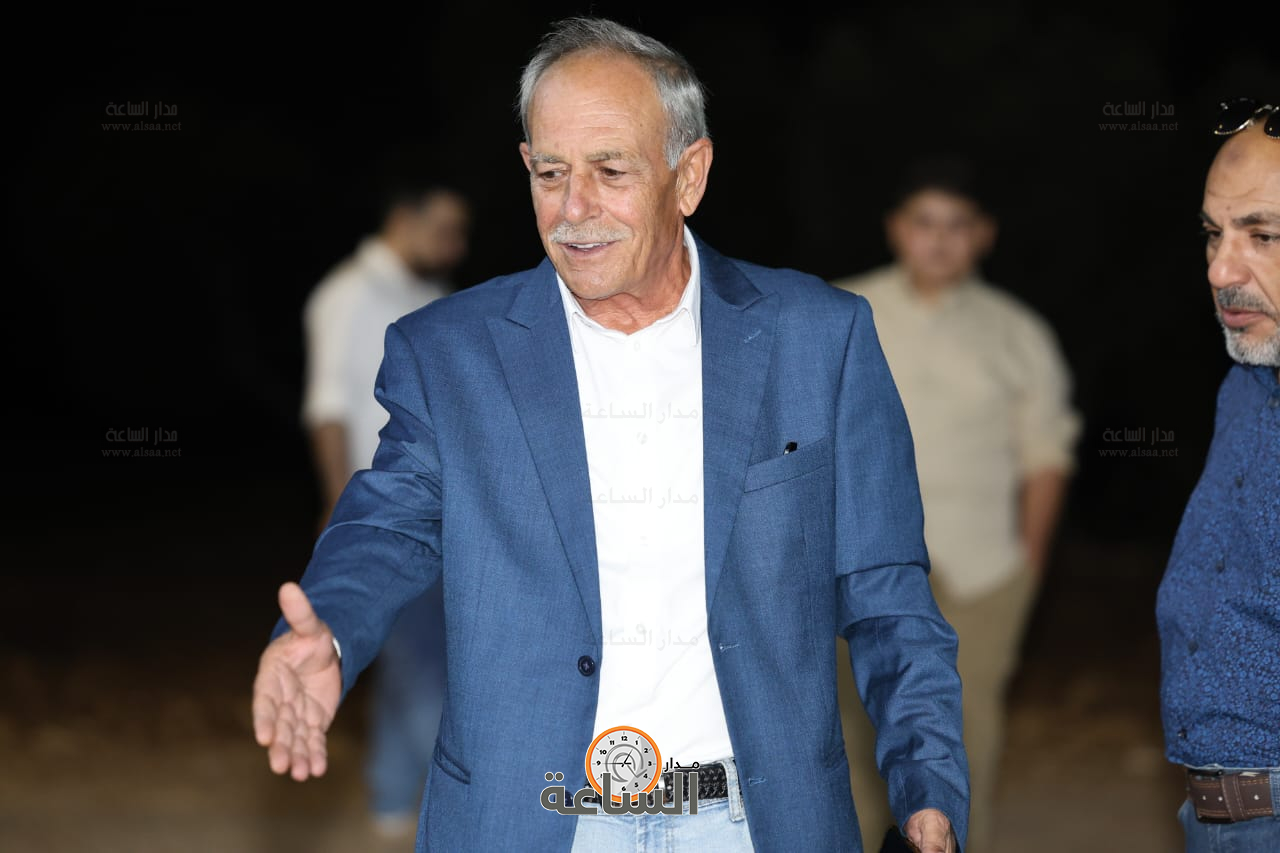 Madar Al-Saa Images 0.4193302727213263