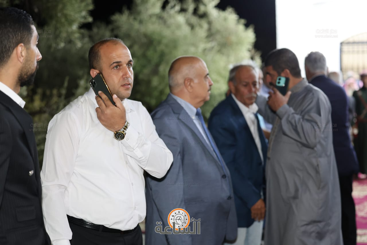 Madar Al-Saa Images 0.981075573831635