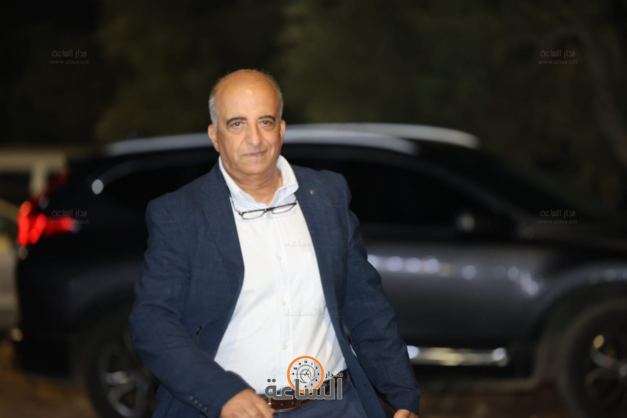 Madar Al-Saa Images 0.3713992298035186