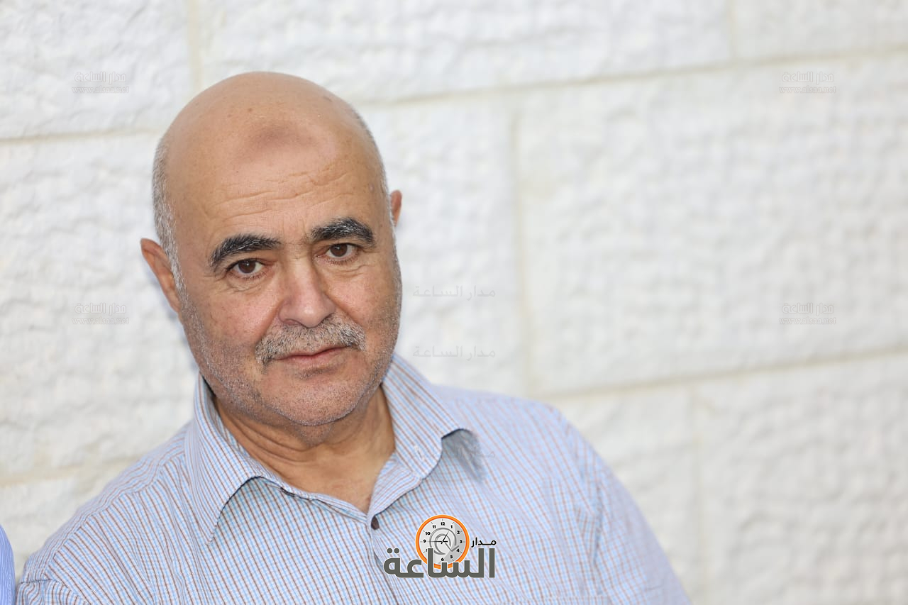 Madar Al-Saa Images 0.33265693609486