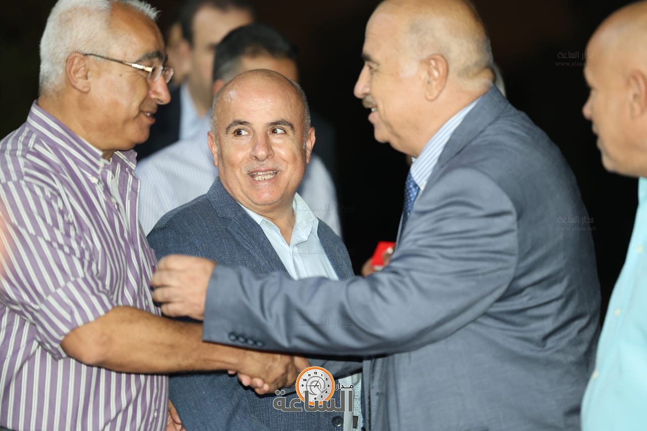 Madar Al-Saa Images 0.8778438788384154