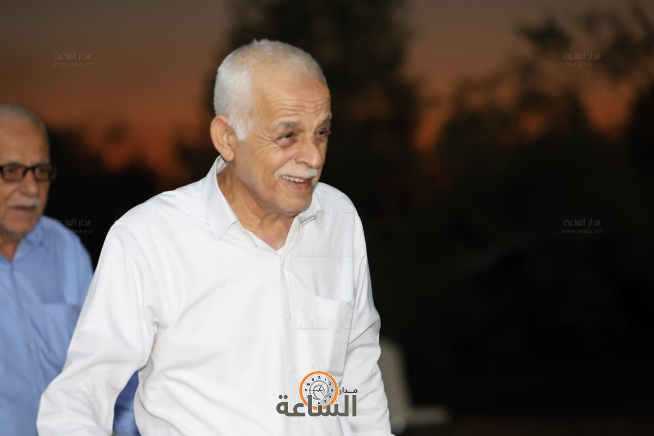 Madar Al-Saa Images 0.7679873251791096