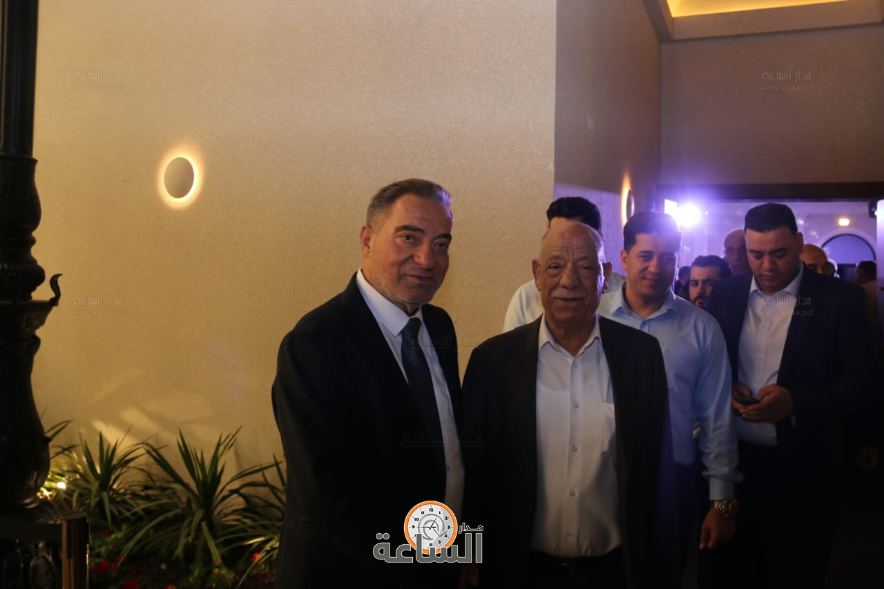 Madar Al-Saa Images 0.715723724898965