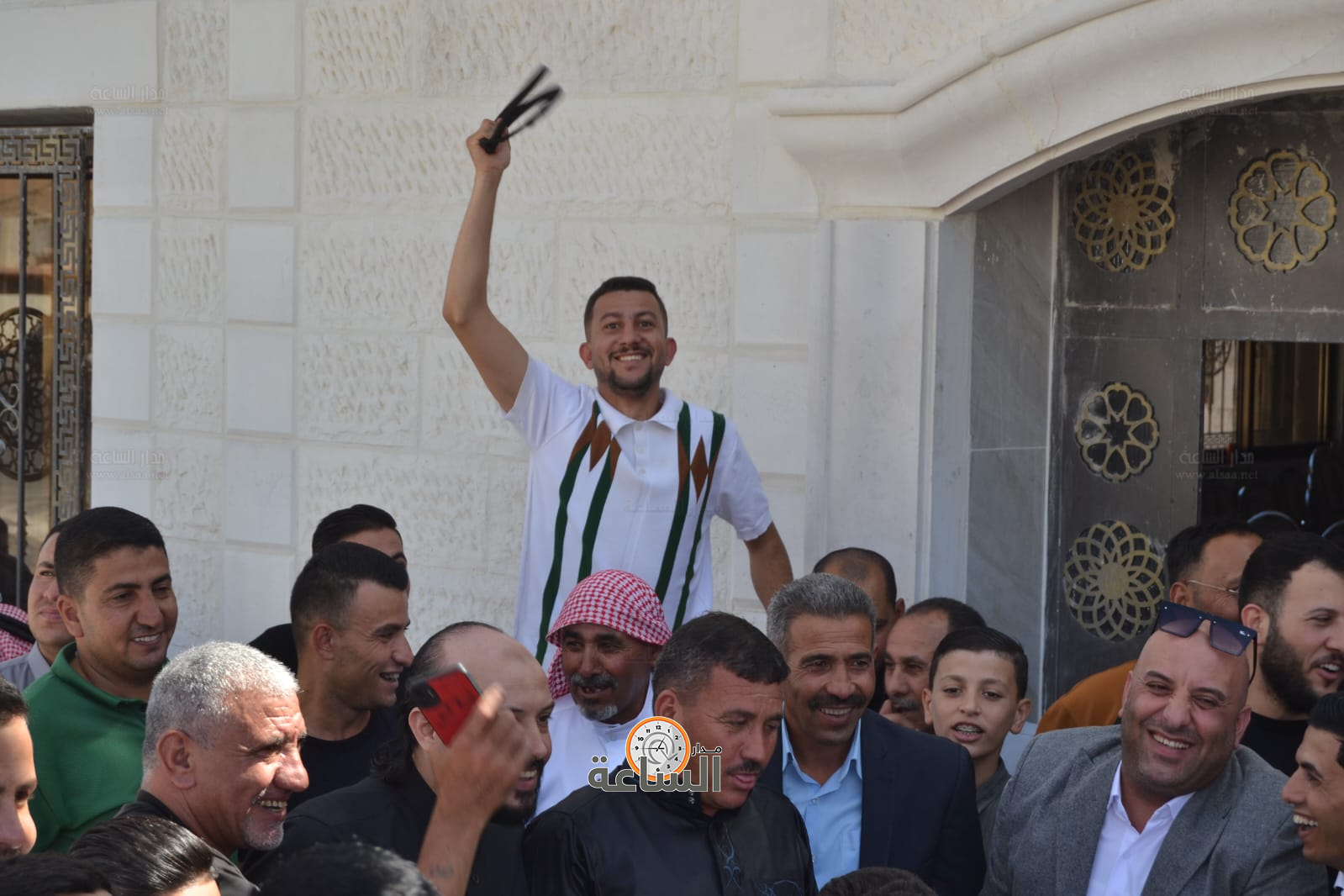 Madar Al-Saa Images 0.003541234031662399