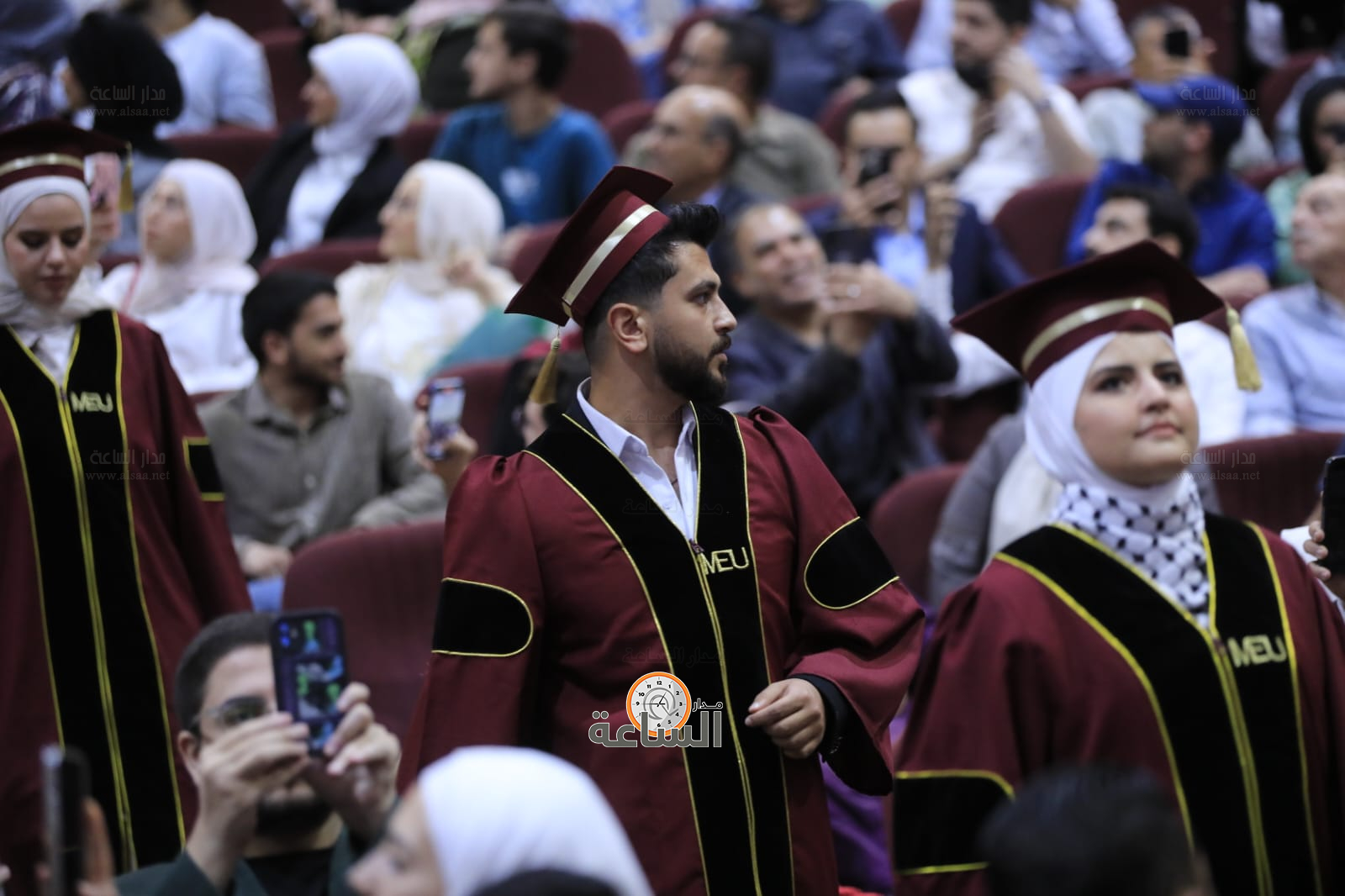 Madar Al-Saa Images 0.2903458793516689