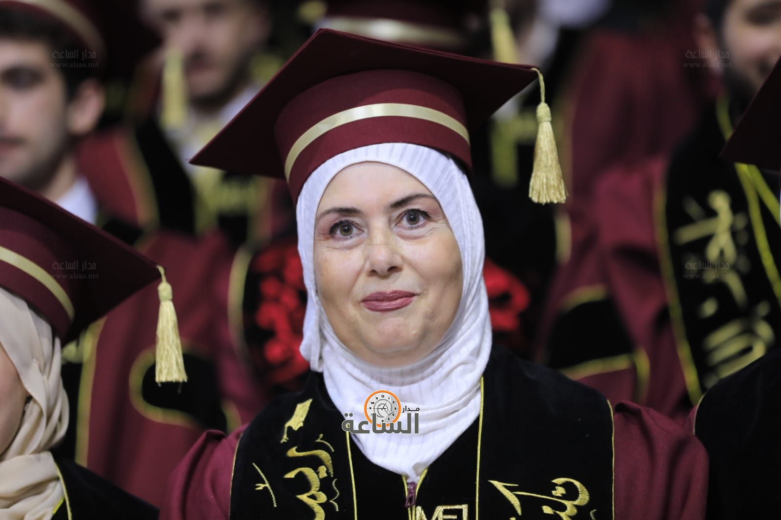 Madar Al-Saa Images 0.3509132670334857