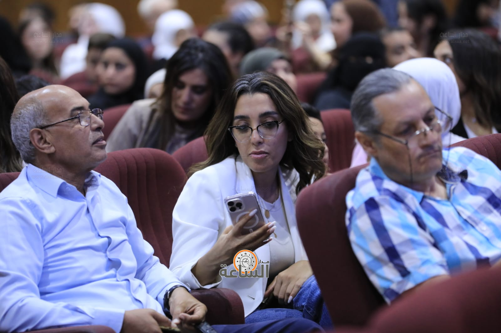 Madar Al-Saa Images 0.04344448877263174