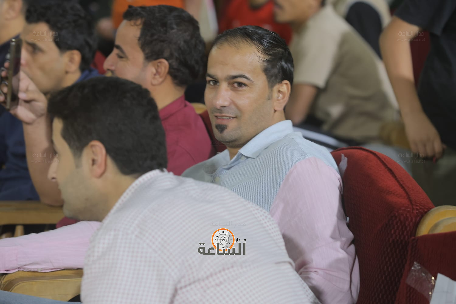 Madar Al-Saa Images 0.3710295128524522