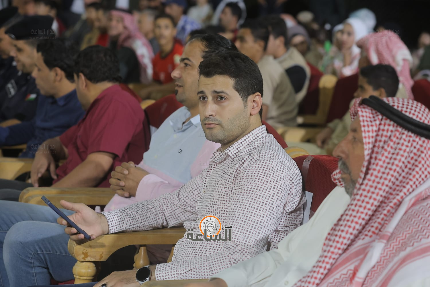 Madar Al-Saa Images 0.469218860921218