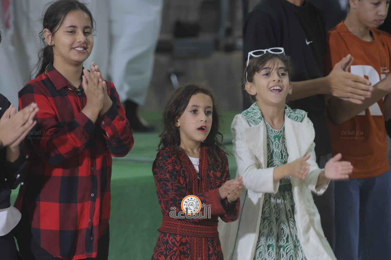 Madar Al-Saa Images 0.639001720534623