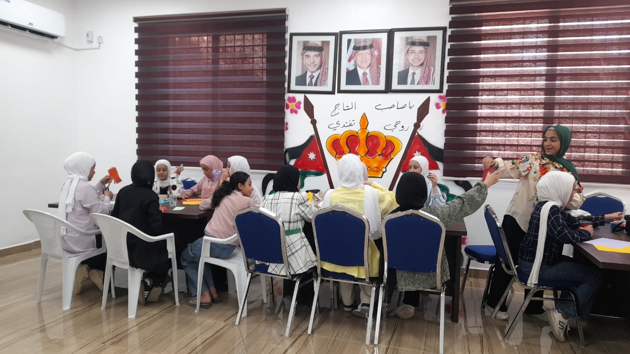 Madar Al-Saa Images 0.825933035203071