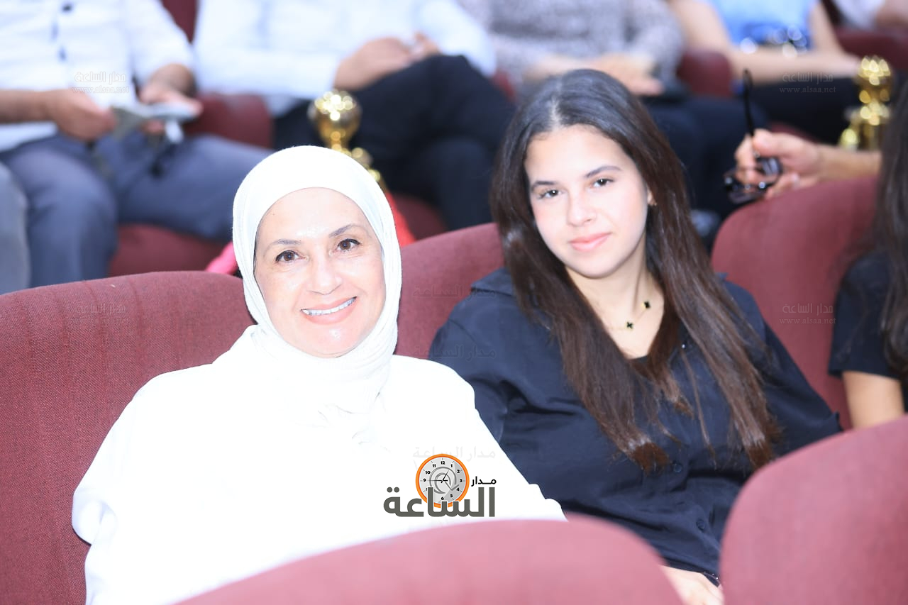 Madar Al-Saa Images 0.5319639907549597