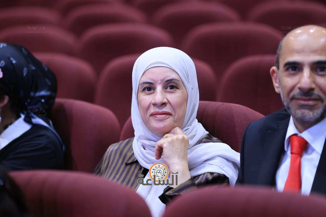 Madar Al-Saa Images 0.8061178118131288