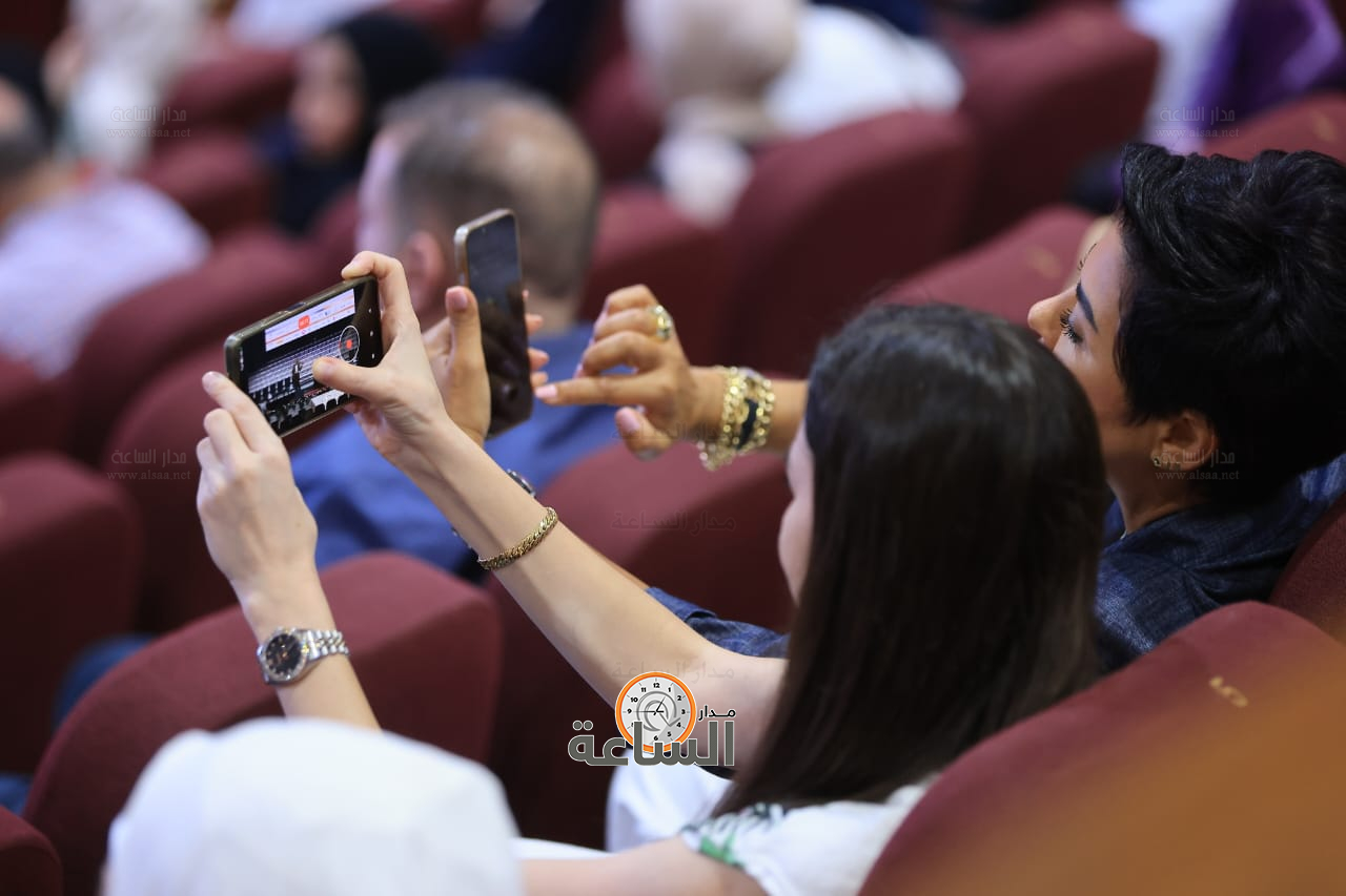 Madar Al-Saa Images 0.11987889857384892