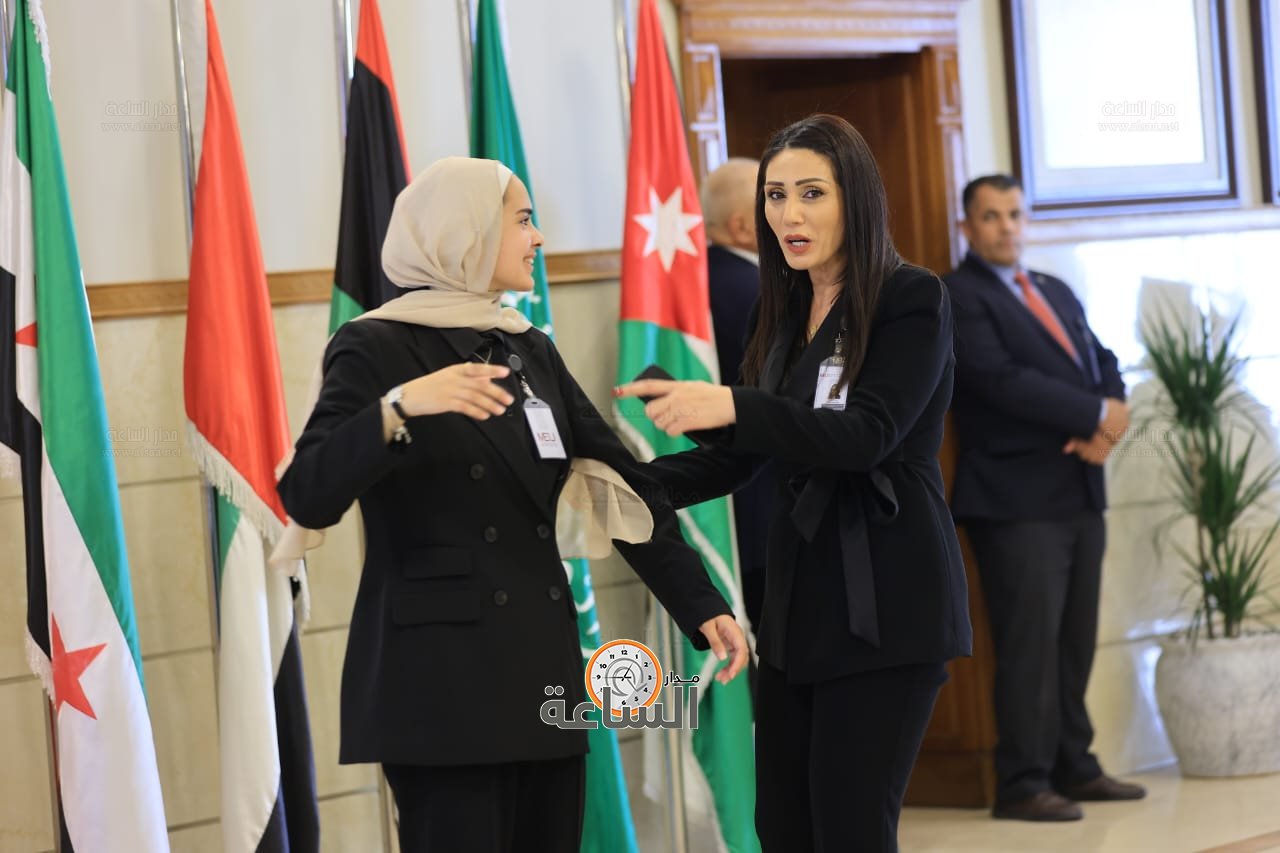 Madar Al-Saa Images 0.30566271477132834