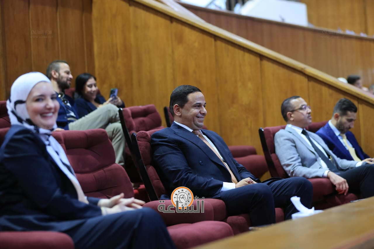 Madar Al-Saa Images 0.5373203234005394