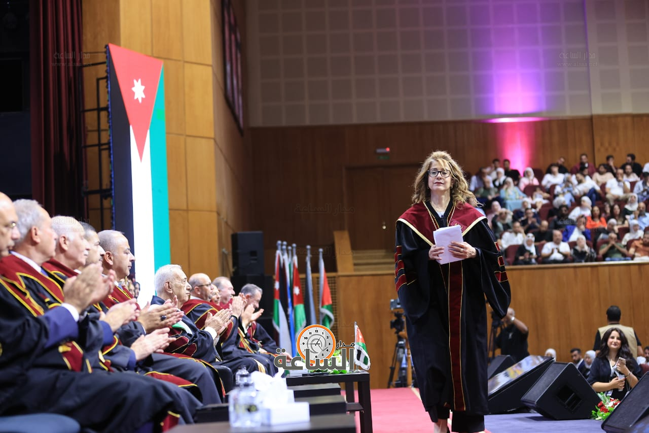 Madar Al-Saa Images 0.09385354244799682