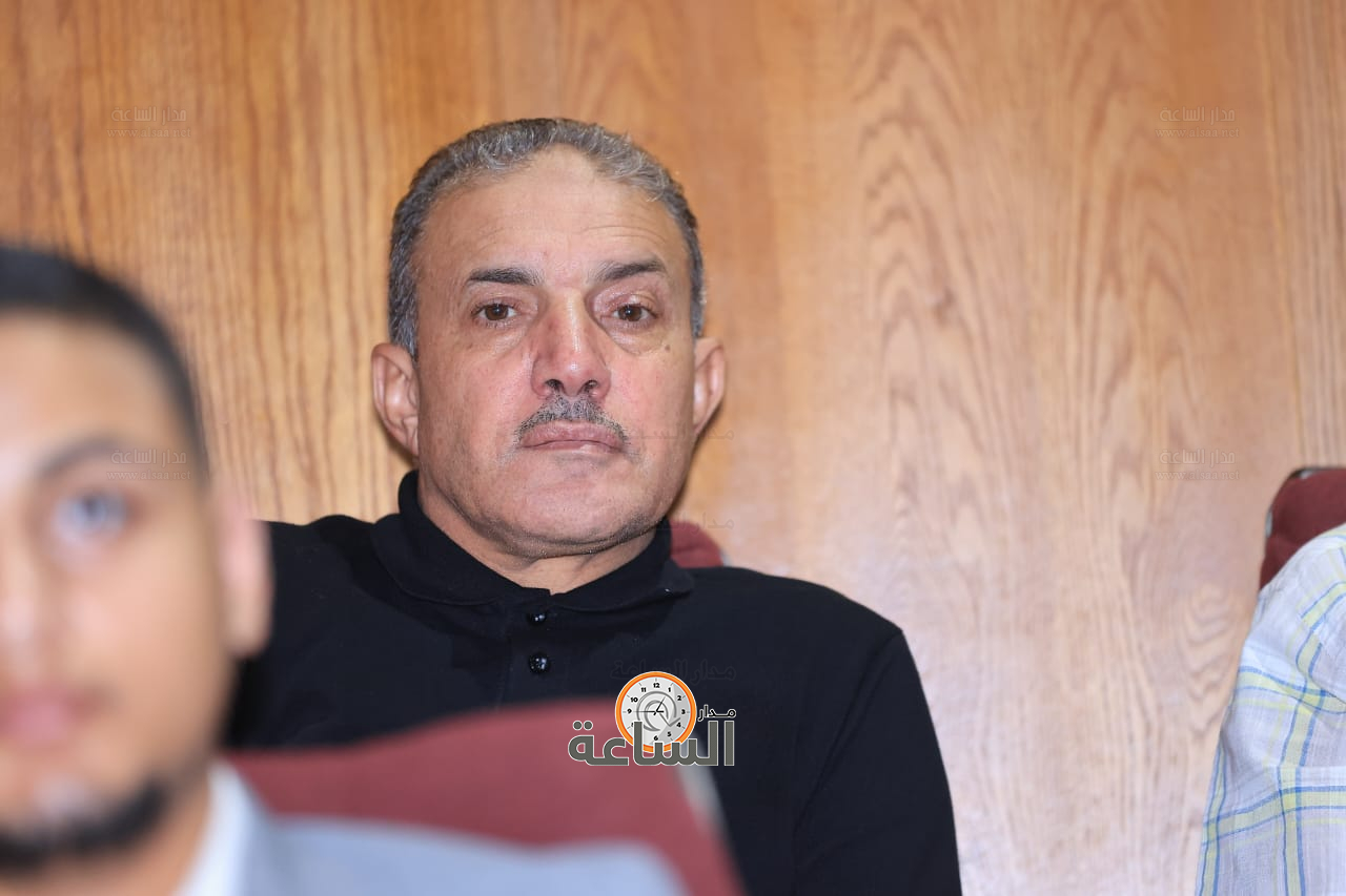 Madar Al-Saa Images 0.443864952260821