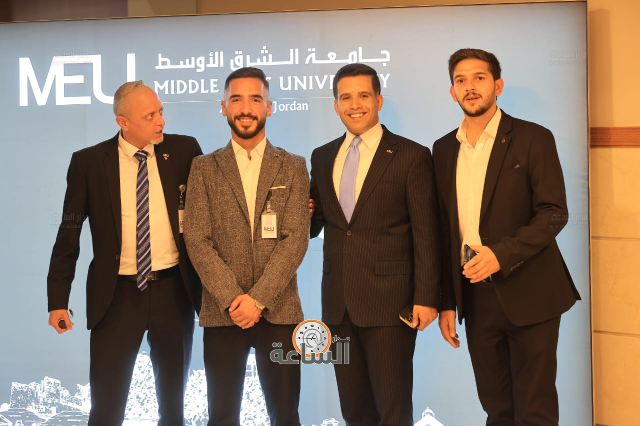 Madar Al-Saa Images 0.6997813657400195