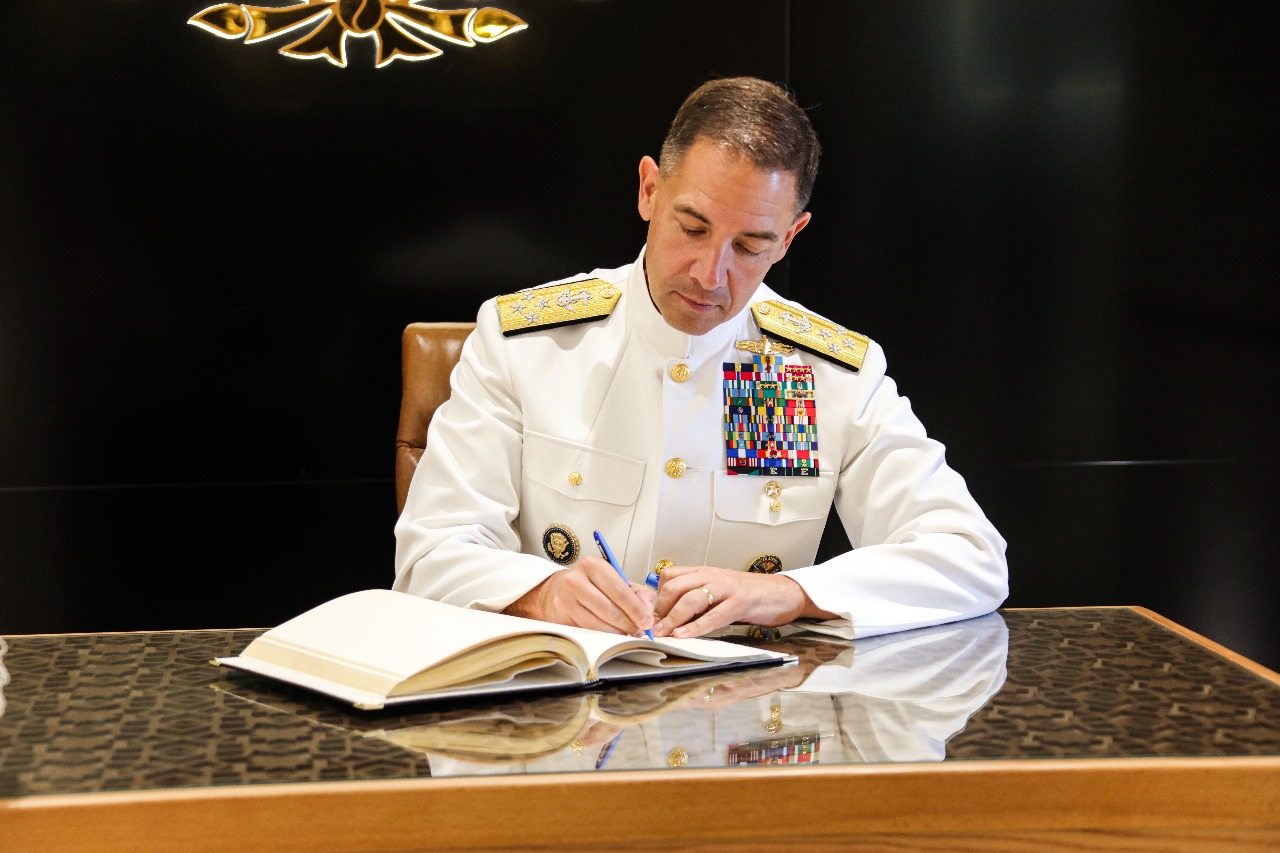 Madar Al-Saa Images 0.7198527615823346