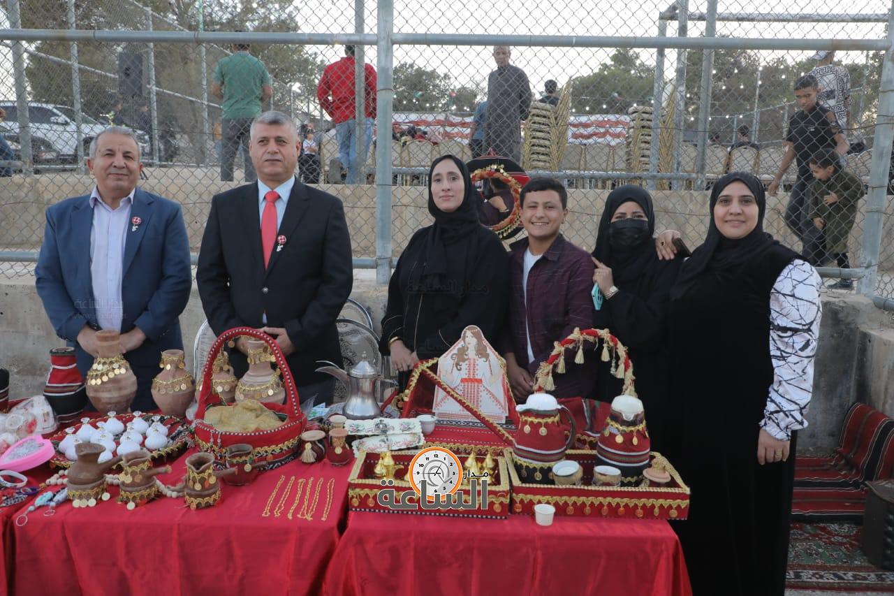 Madar Al-Saa Images 0.0864083205522671