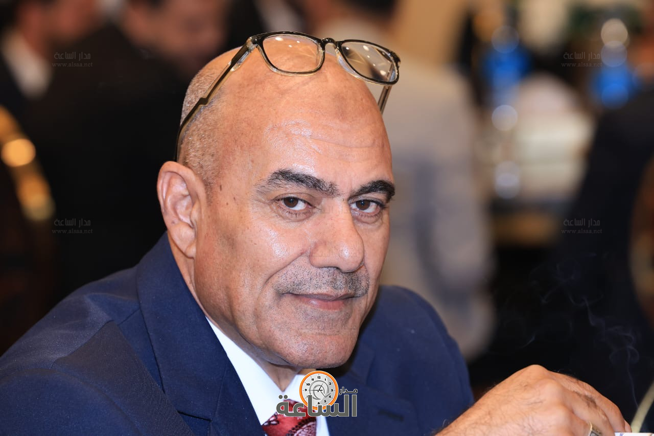 Madar Al-Saa Images 0.7978443171794035