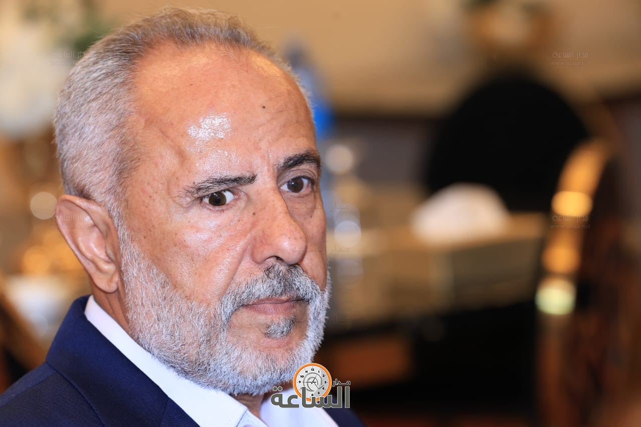 Madar Al-Saa Images 0.19602643454448454