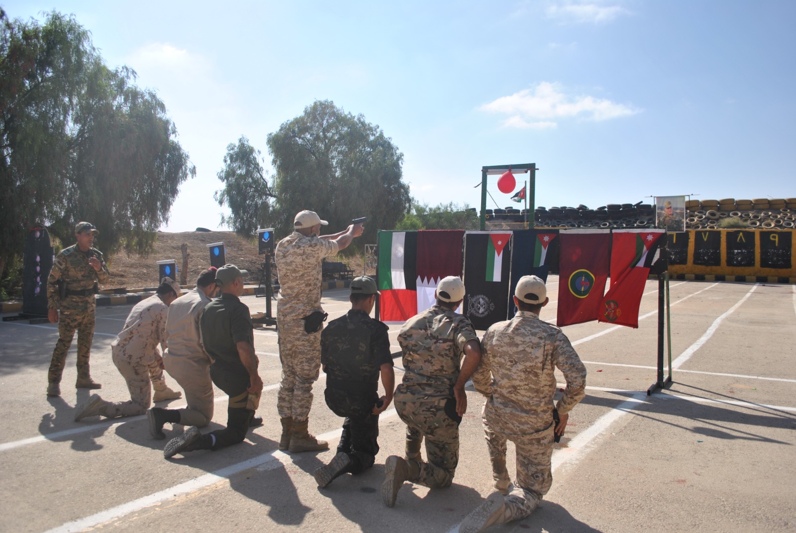 Madar Al-Saa Images 0.080606609564006