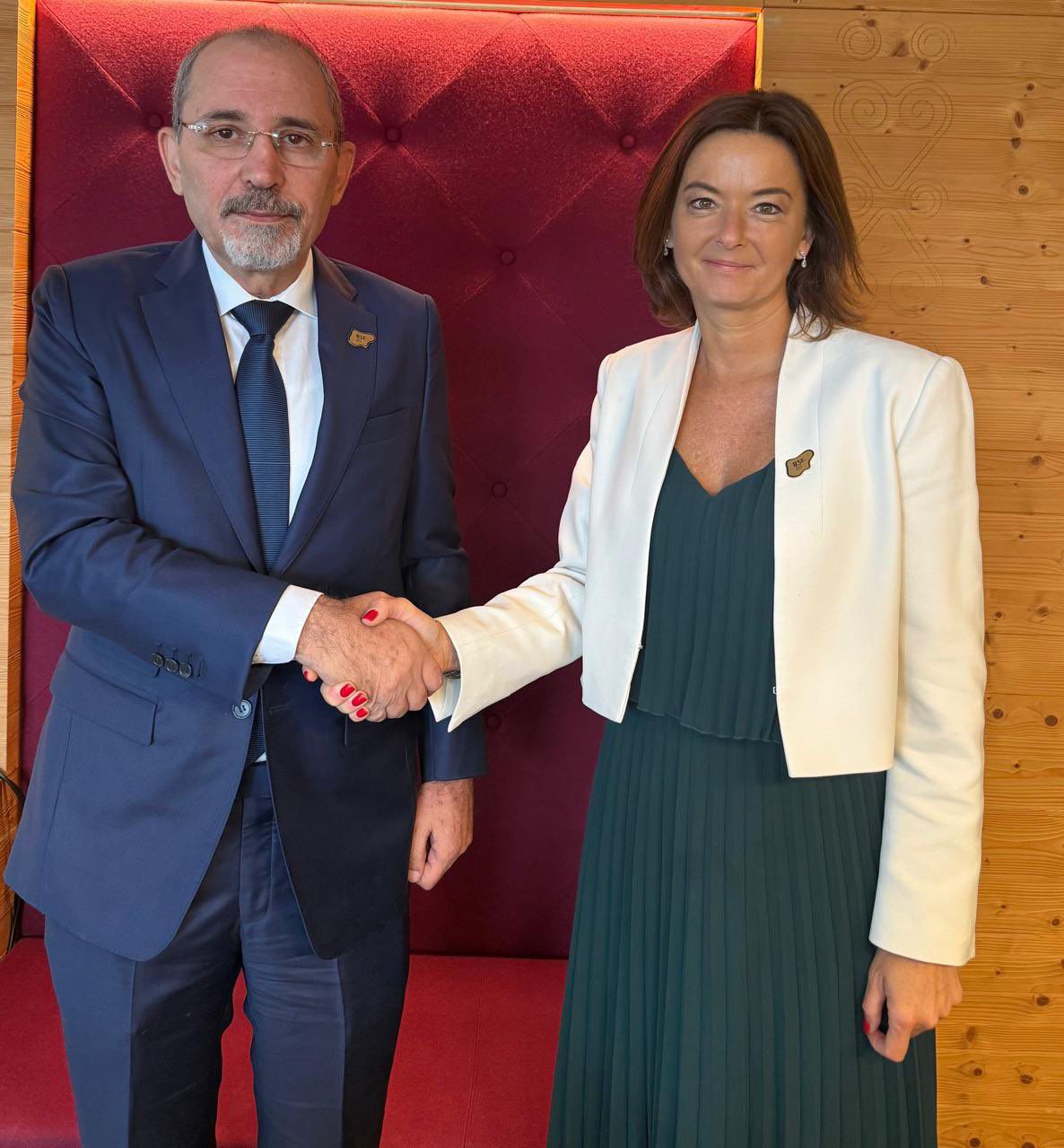 Madar Al-Saa Images 0.4475496046224777