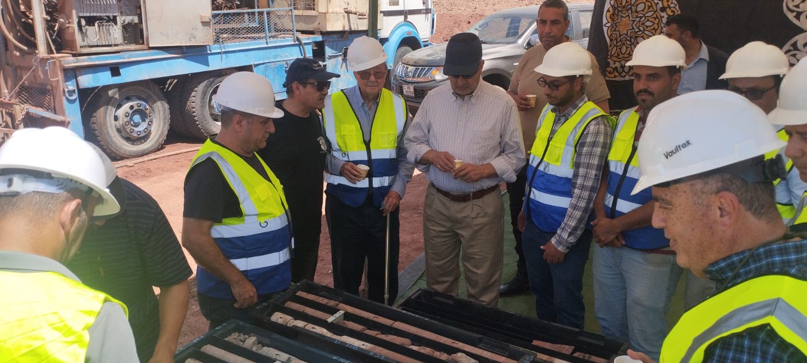 Madar Al-Saa Images 0.26380037951406166