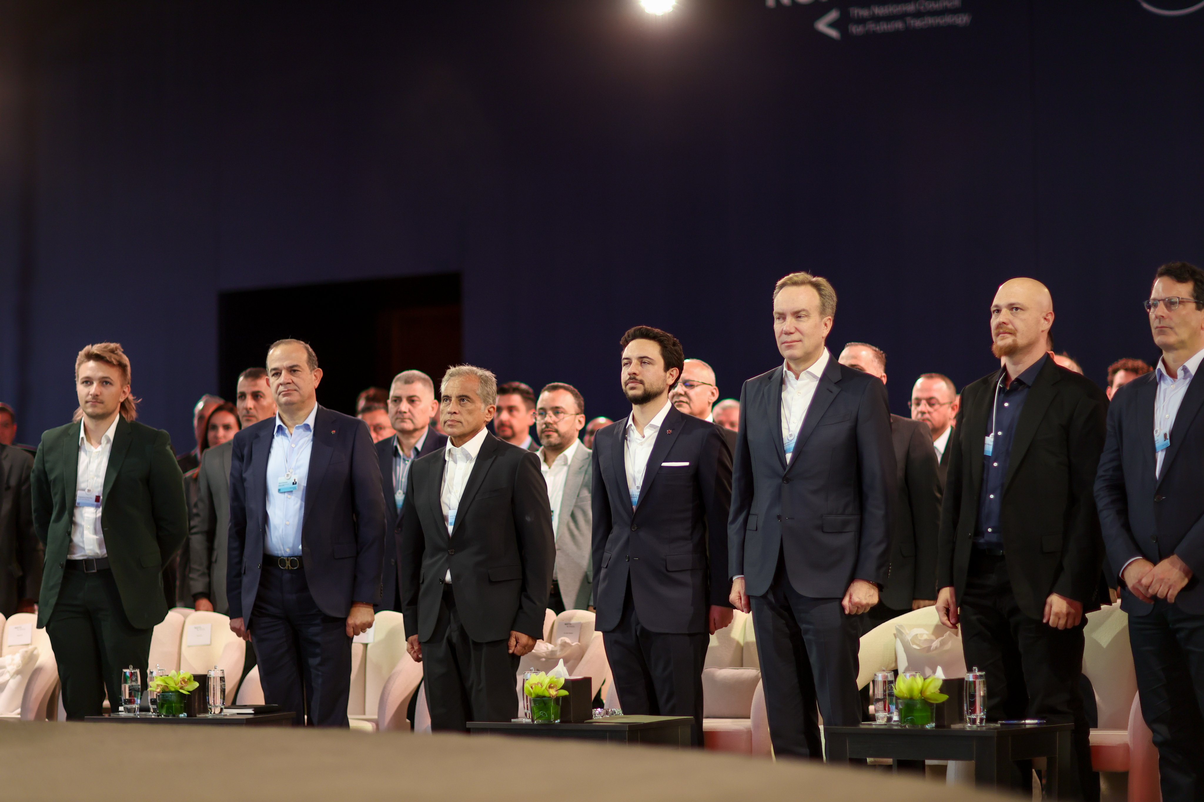 Madar Al-Saa Images 0.8274160372135254