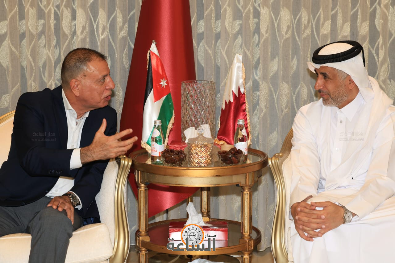 Madar Al-Saa Images 0.4808625581881084