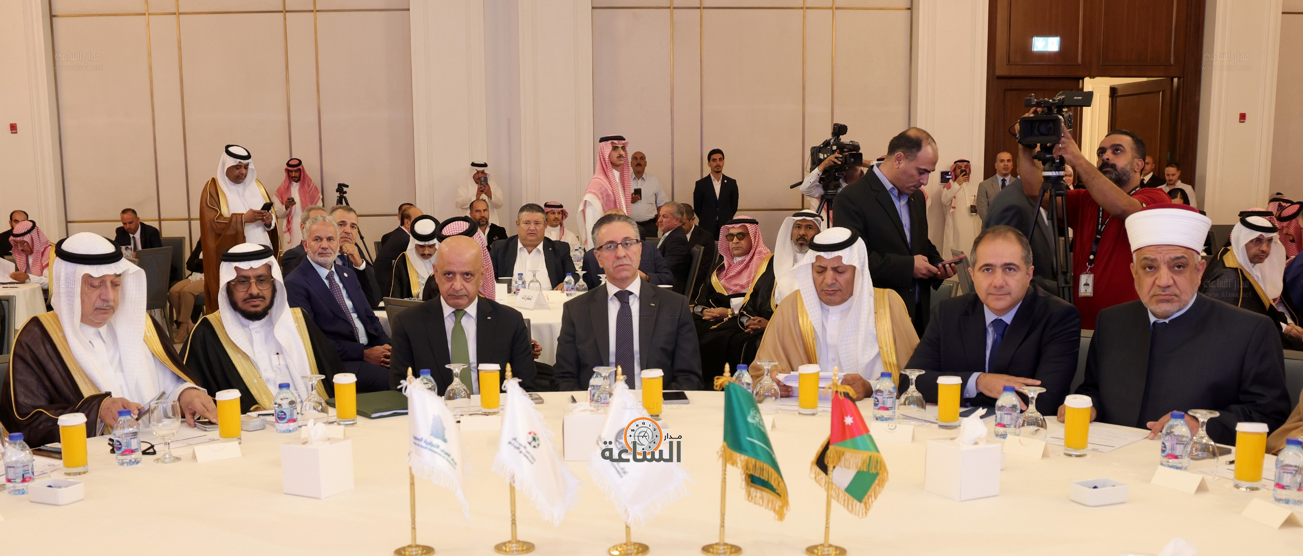 Madar Al-Saa Images 0.6393045162053598