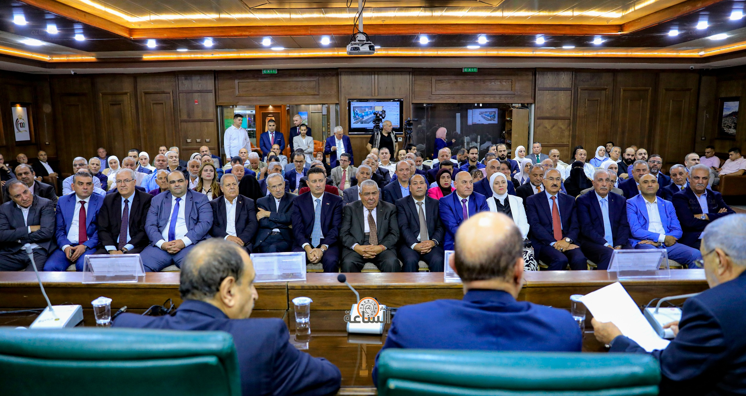 Madar Al-Saa Images 0.5646419479366431