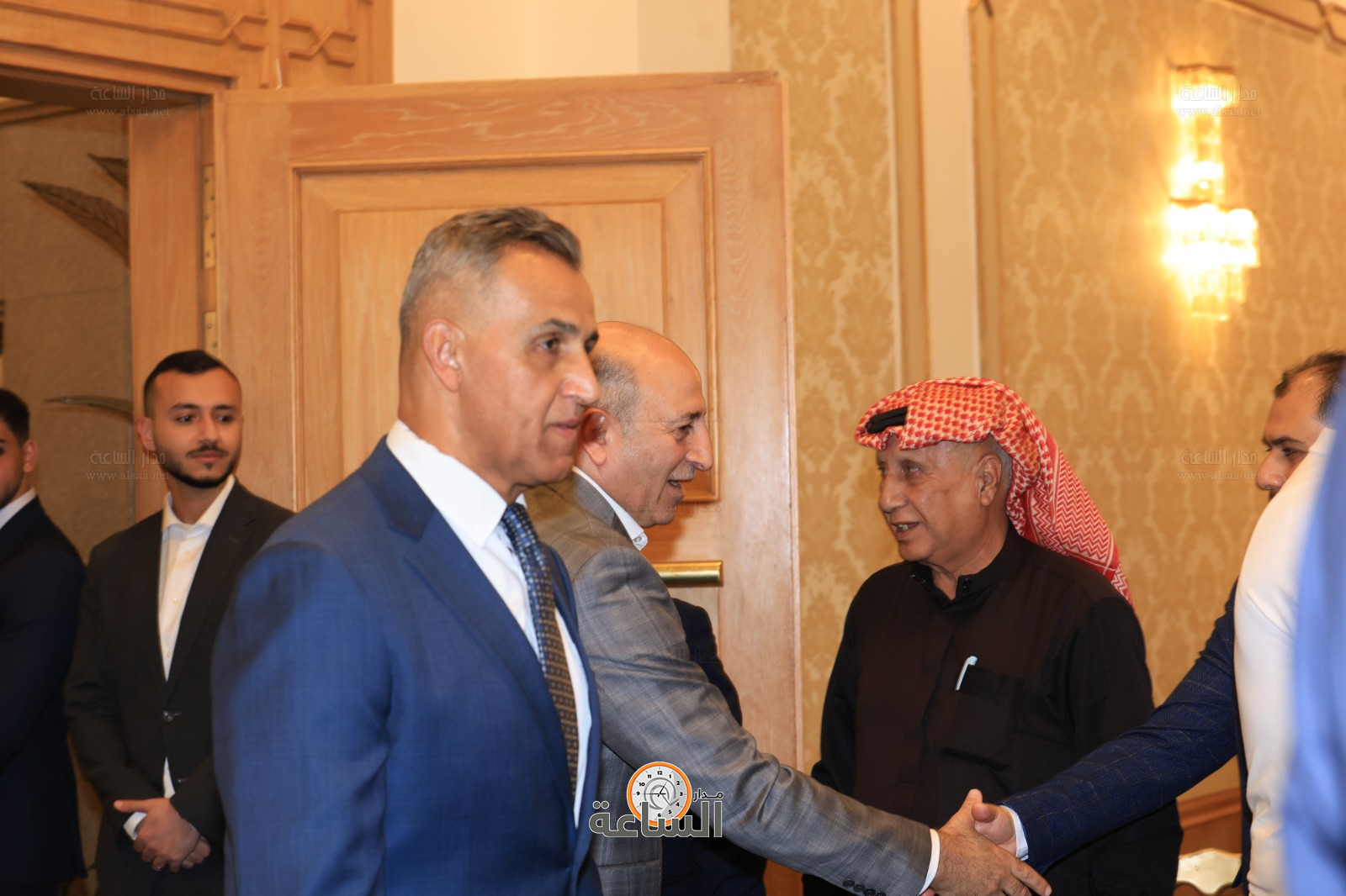 Madar Al-Saa Images 0.7861405390051026