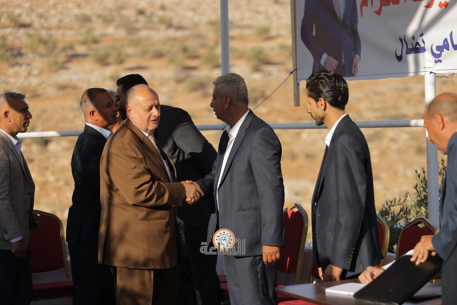 Madar Al-Saa Images 0.06554095798108084