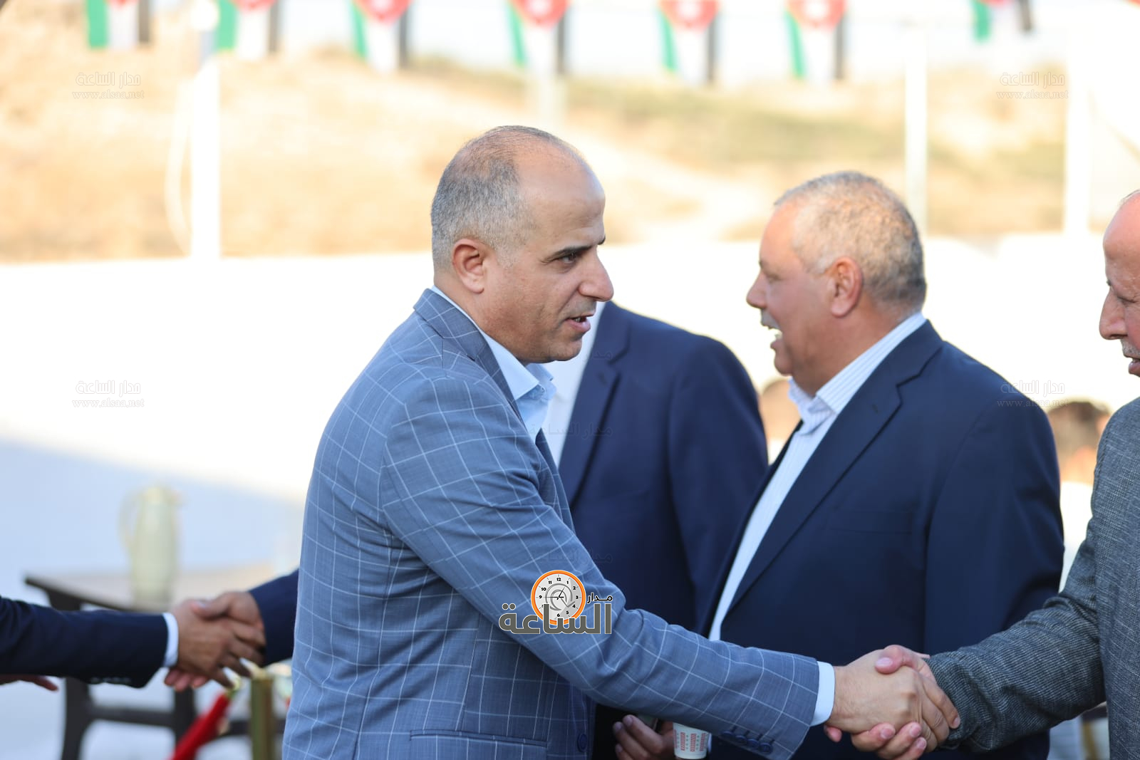 Madar Al-Saa Images 0.8485755728806065