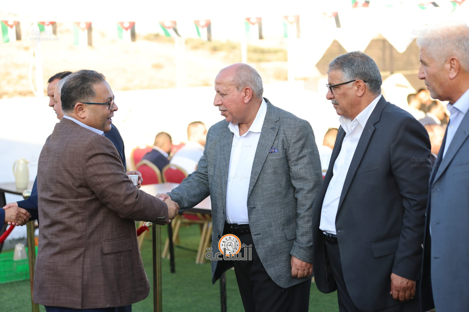 Madar Al-Saa Images 0.16756463003074518