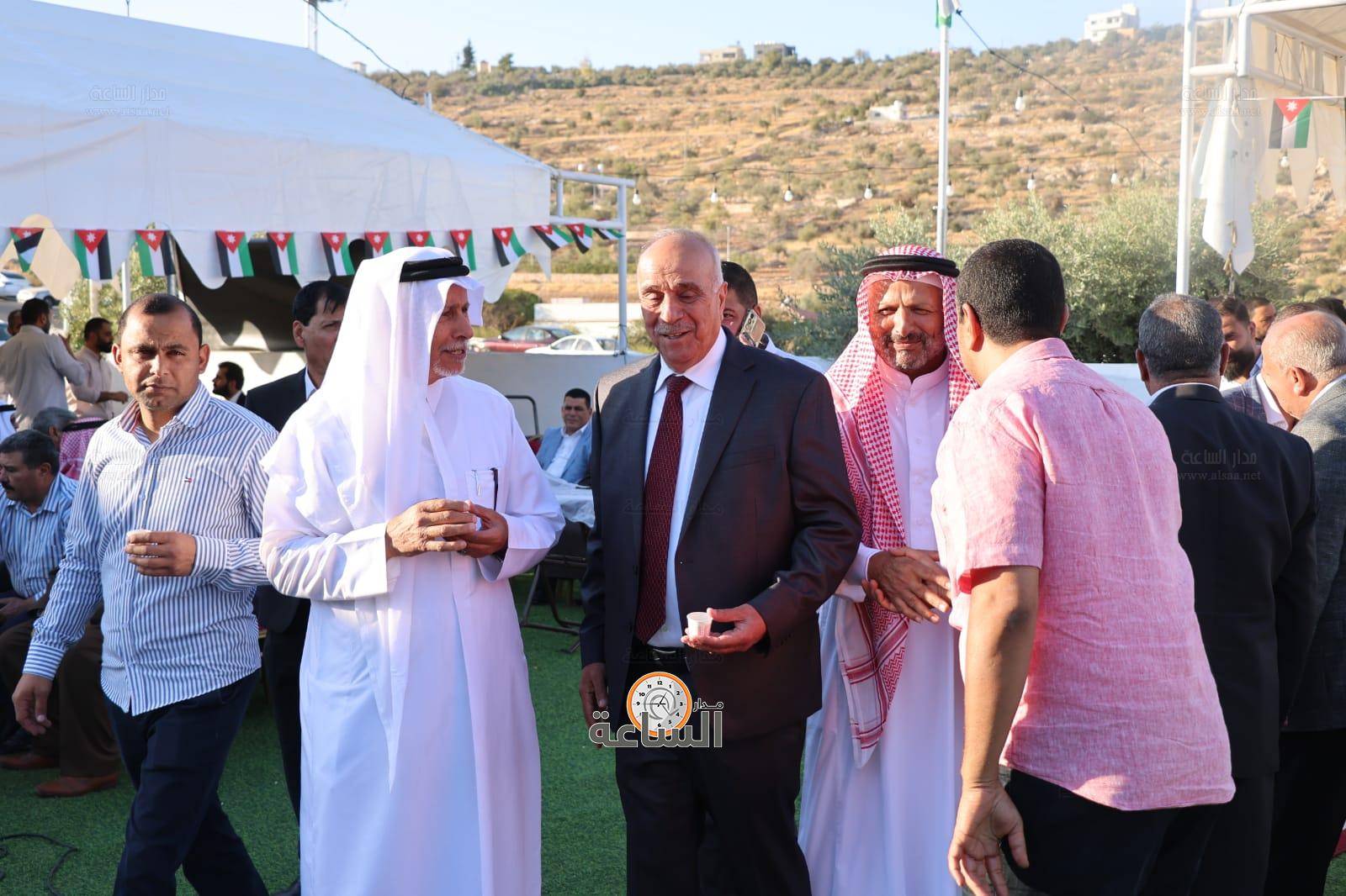 Madar Al-Saa Images 0.9979391401869432