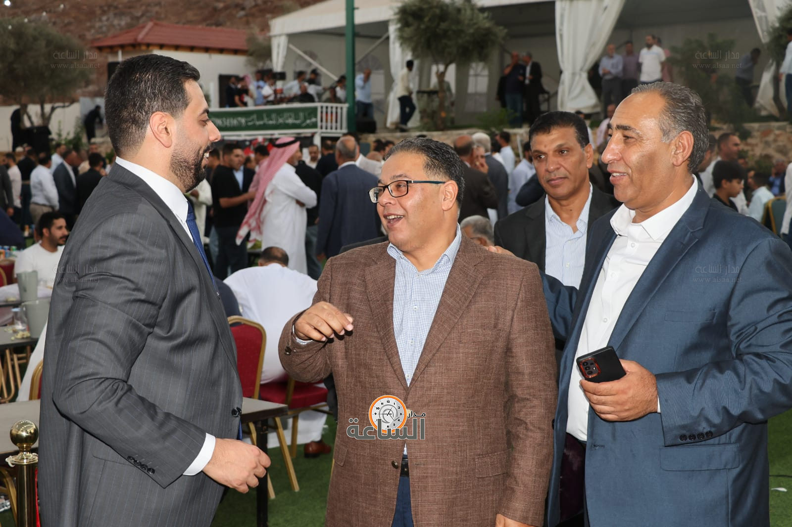 Madar Al-Saa Images 0.006554031830439455