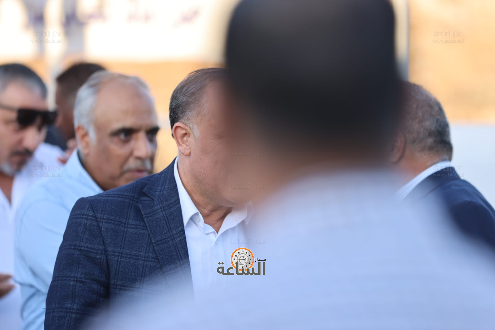 Madar Al-Saa Images 0.8930684623593905