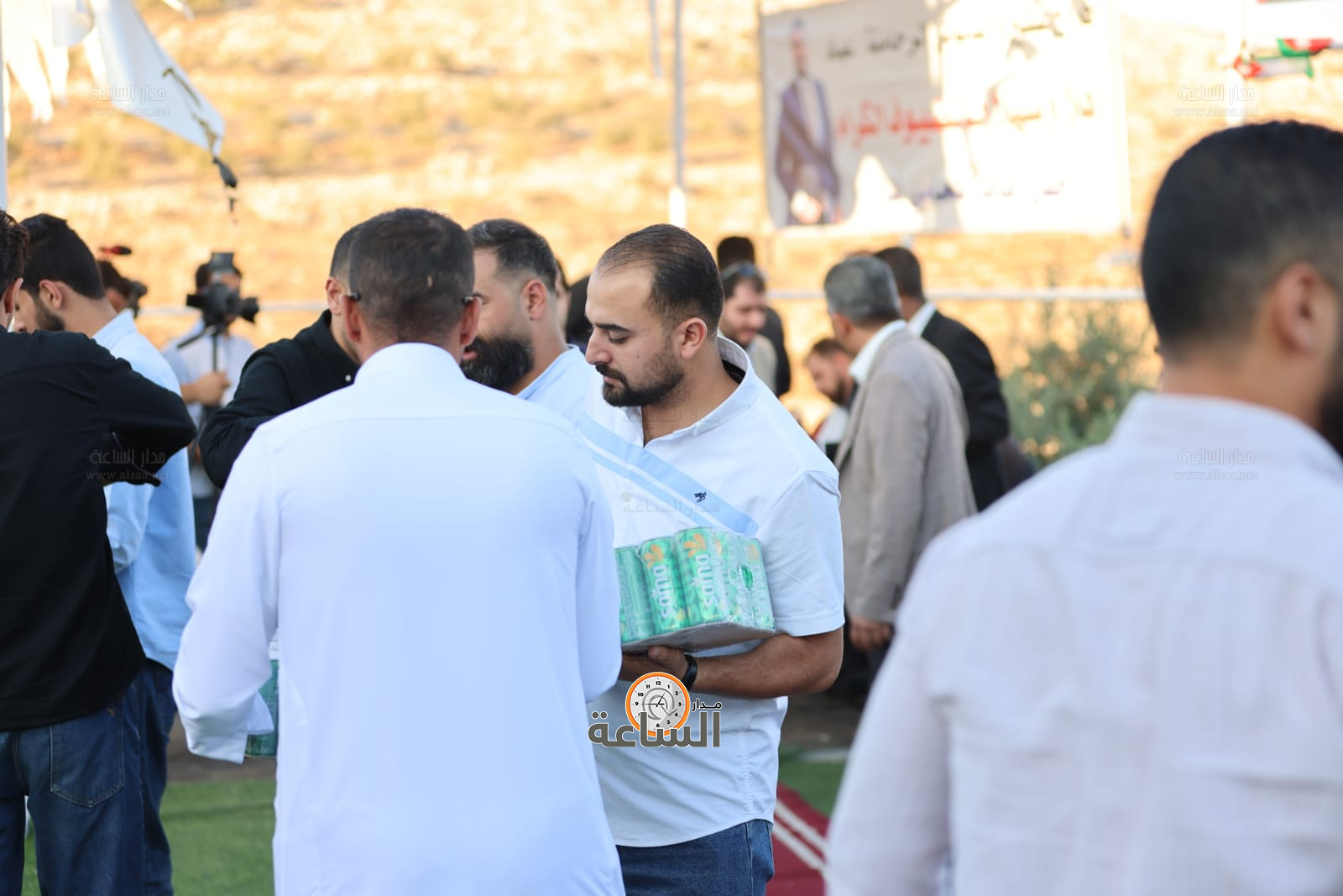 Madar Al-Saa Images 0.8695062677546469