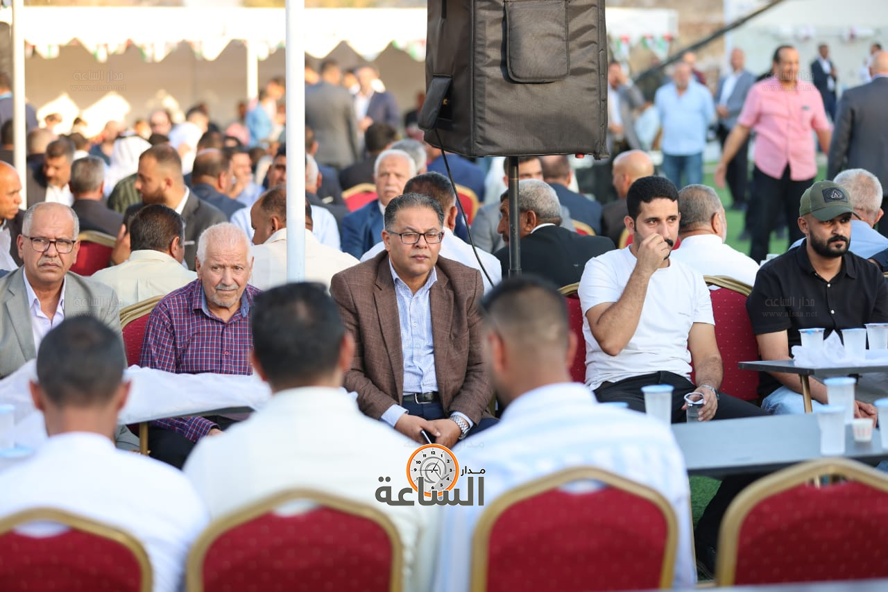 Madar Al-Saa Images 0.39534343385005455