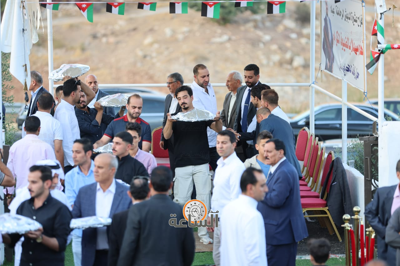 Madar Al-Saa Images 0.9724438442849078