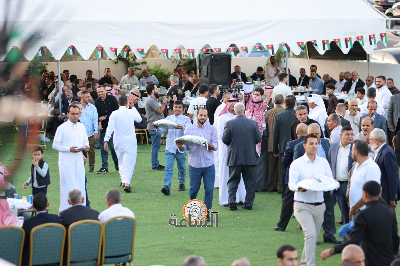 Madar Al-Saa Images 0.36645001787881404