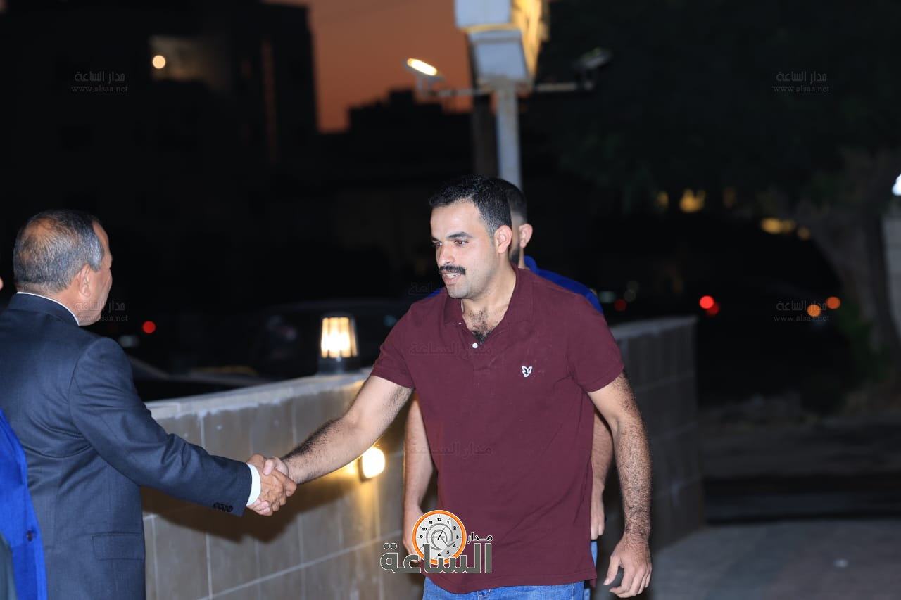 Madar Al-Saa Images 0.44151680880559385