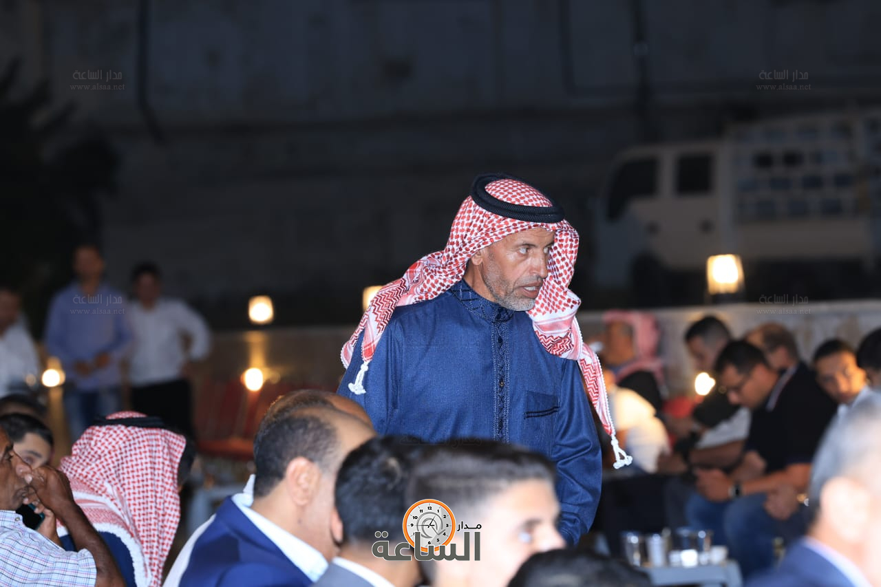 Madar Al-Saa Images 0.20438432155387887