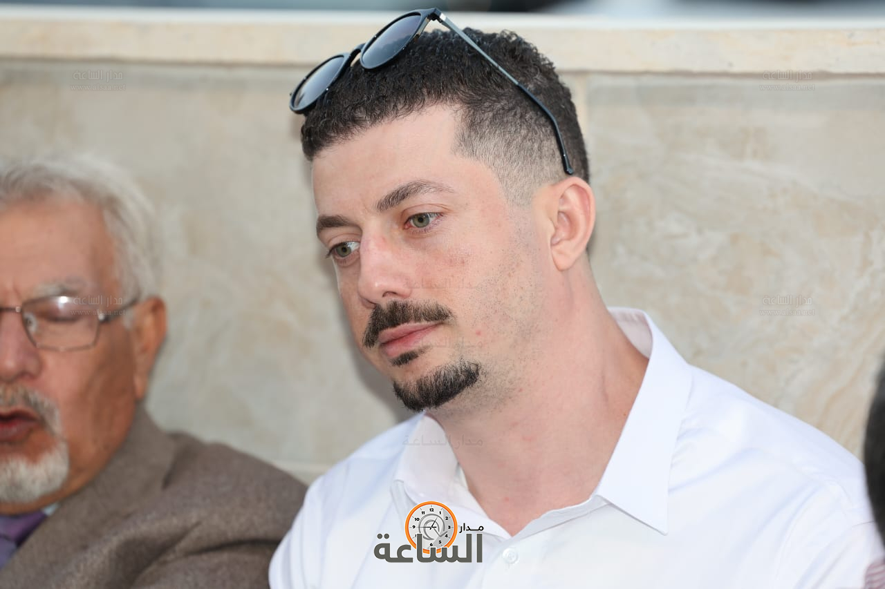 Madar Al-Saa Images 0.643783372636705