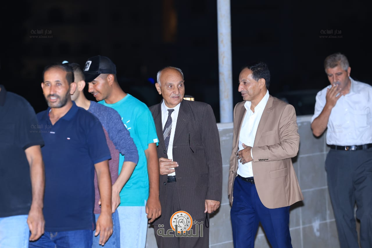 Madar Al-Saa Images 0.34188035984579346