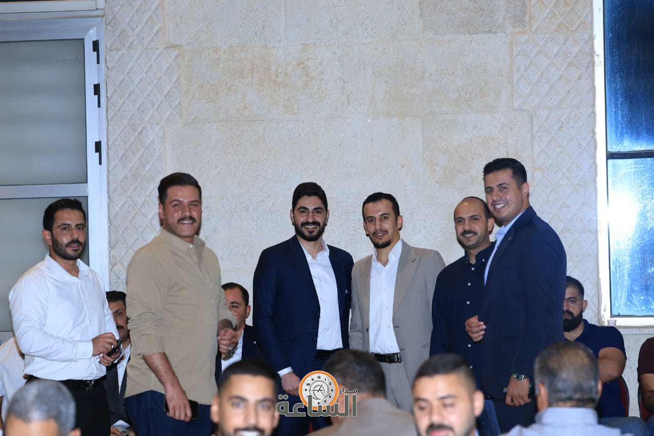 Madar Al-Saa Images 0.5576301792769642